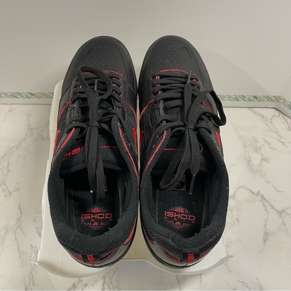 Nike Men Ishod Wair Premium SB Bred Shoes, Size 8.5 - Picture 2 of 8